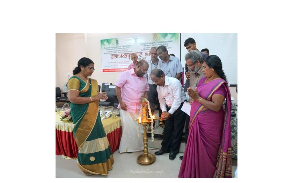 Lighting the lamp- Hon' Vice Chancellor, KAU Lighting the lamp- Hon' Vice Chancellor, KAU