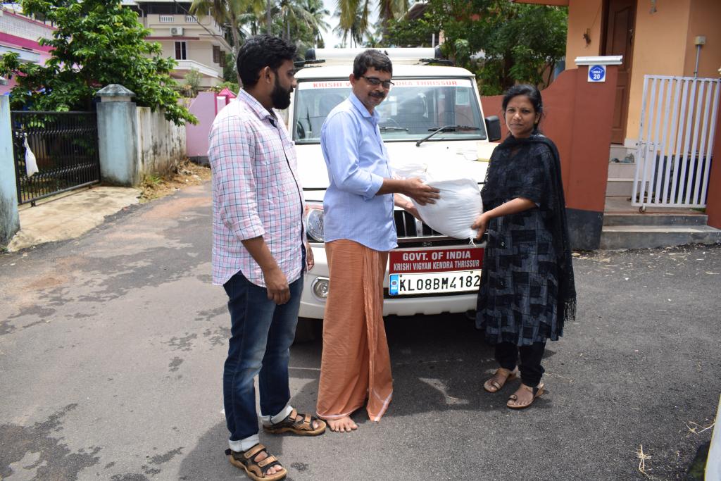 Inputs Distribution as apart of FLD on Waste management using KAU biobin in Urban areas, Paravattani , Thrissur dated 30.07.2019